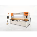 Mesin CNC Cutting Plat Ermaksan HVR Akurasi 0.1 mm 1